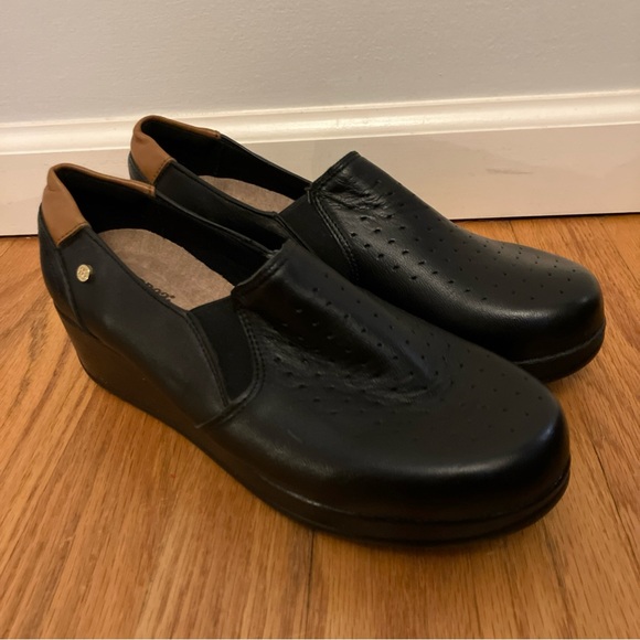 Andrea Comfort Wedge Slip On Size 7.5 - Picture 3 of 7